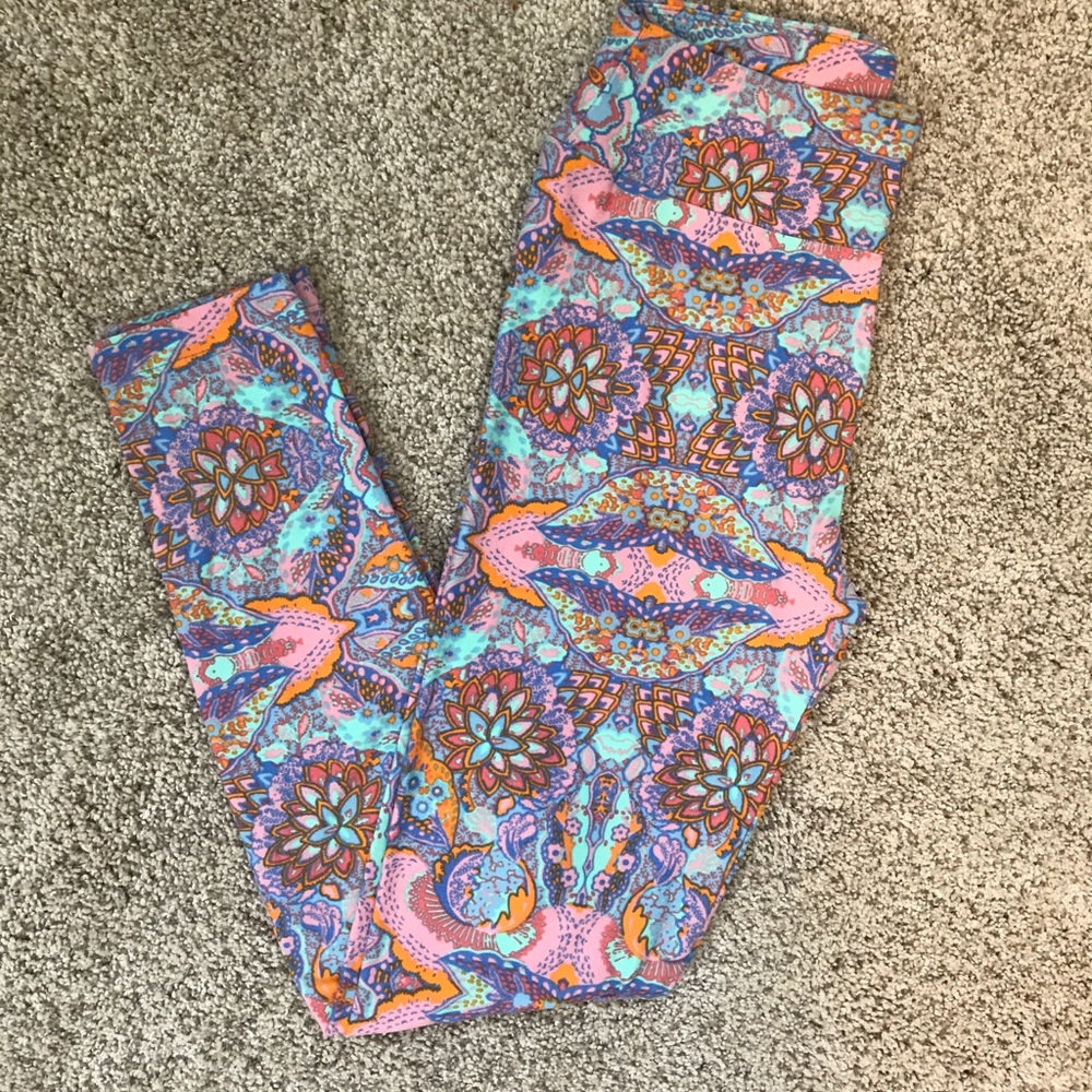 LuLaRoe paisley OS pastel leggings
